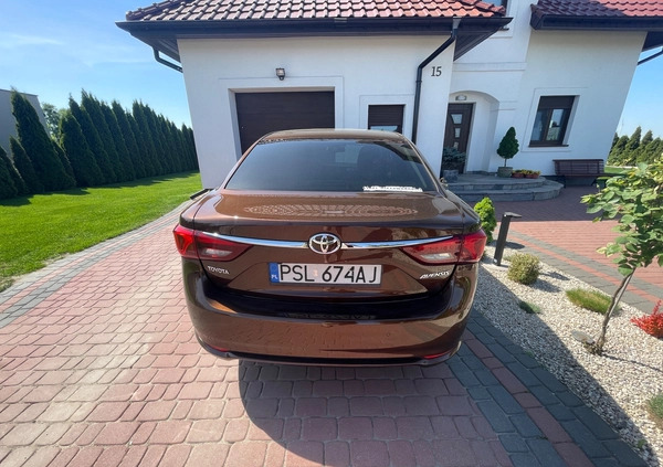 Toyota Avensis cena 45500 przebieg: 182100, rok produkcji 2015 z Środa Śląska małe 137